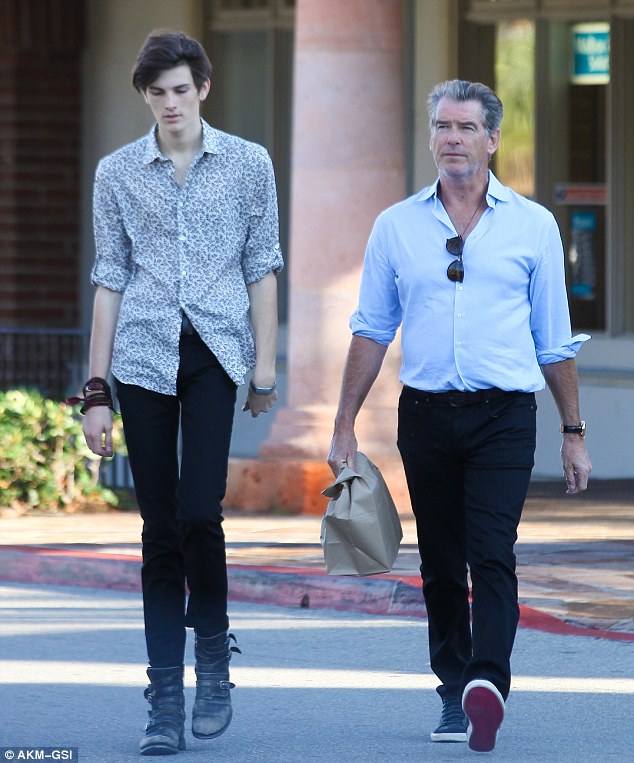 How Tall is Pierce Brosnan