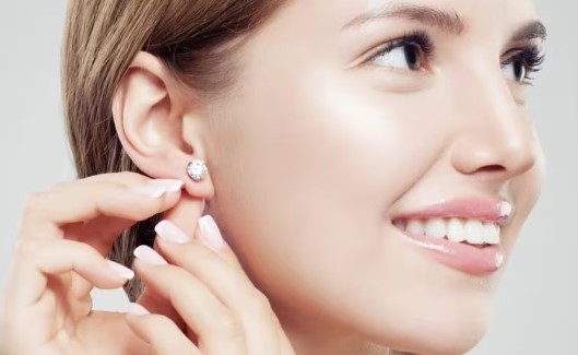 Best Diamond Stud Earrings