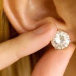 How to Remove Flat Back Earrings