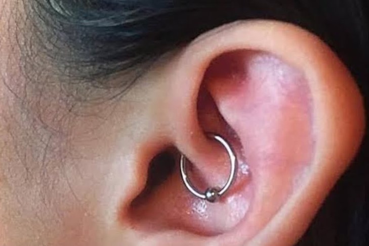 Best Earrings for Daith Piercing