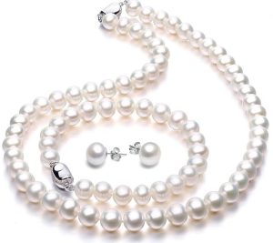 VIKI LYNN Pearl Necklace Set