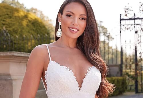 5 Best Everyday Earrings for Round Face – Flattering Everyday Picks