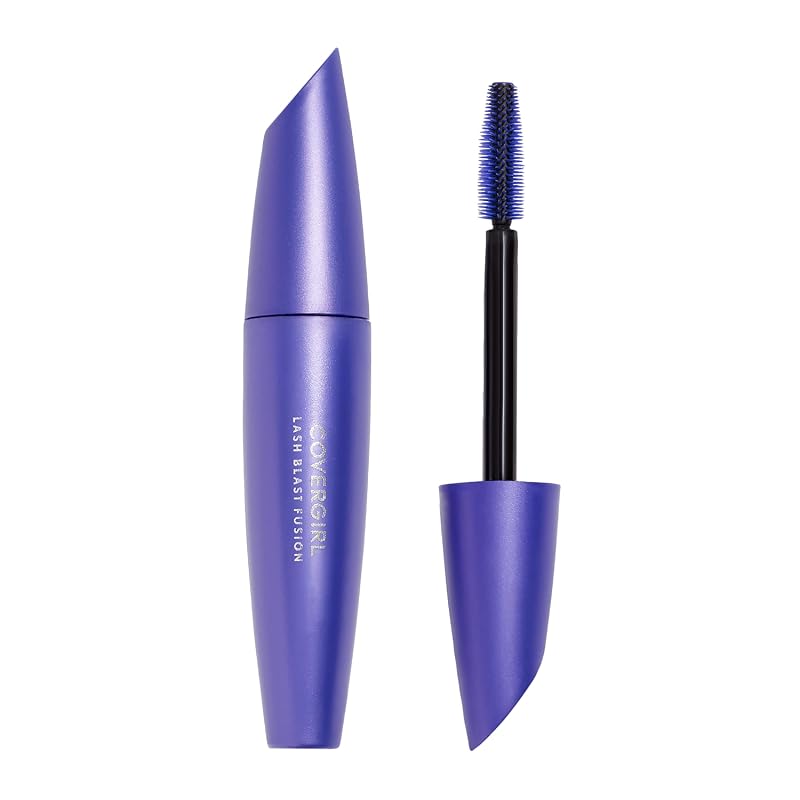 Covergirl Lash Blast Fusion Water-Resistant Mascara in Classic Black f