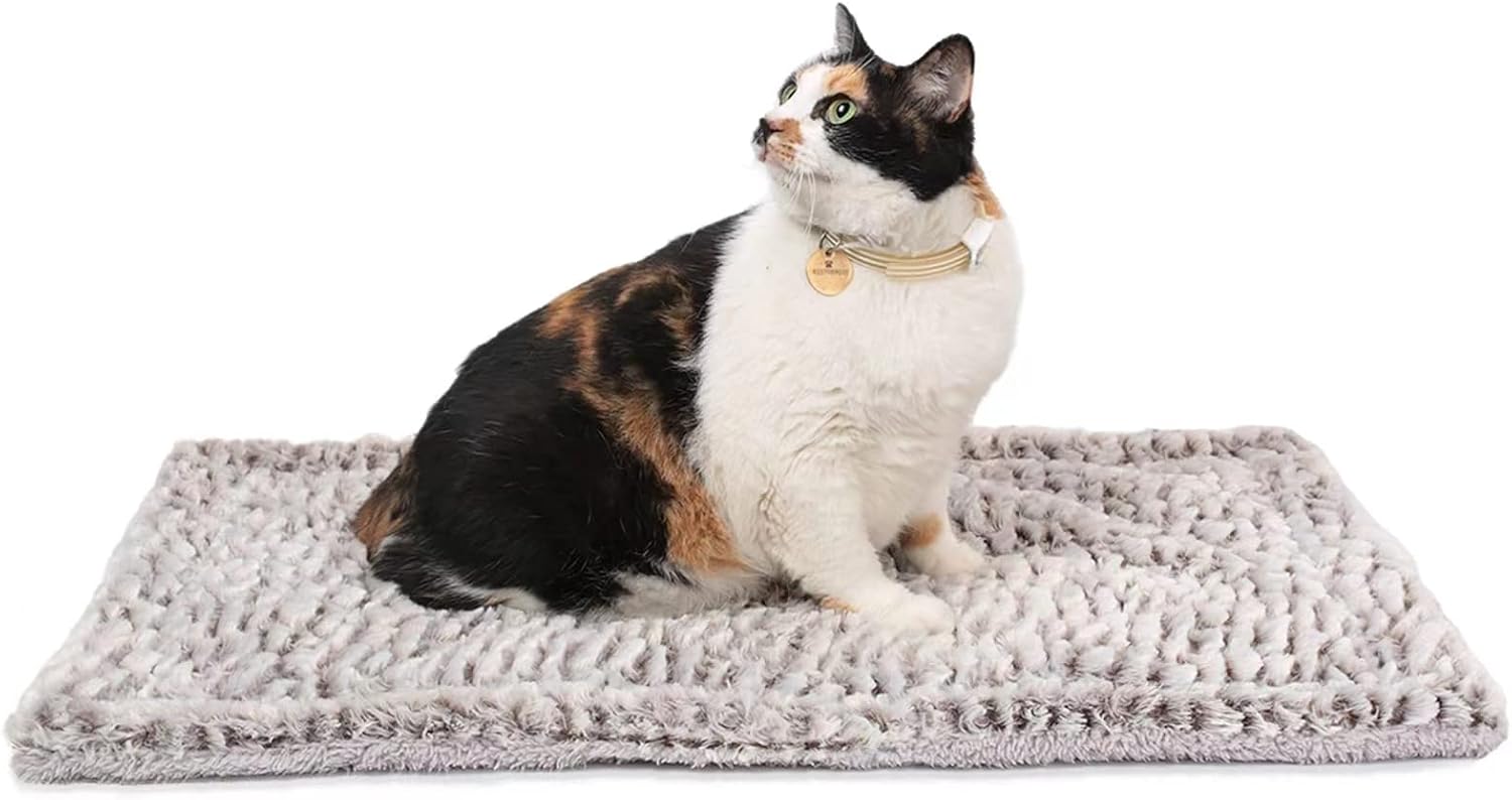 Self Heating Cat Pad, Extra Warm Thermal Bed for Indoor Outdoor Pets,